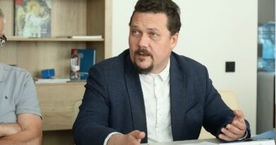 Ведущий аналитик АПЭК Алексей Громский запустил образовательный проект о дипфейках и информационной безопасности